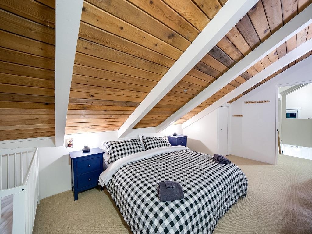 Apartment Mt  Baker Lodging Cabin  66     HOT TUB  WOOD STOVE  BBQ  WIFI  SLEEPS-10  photo 4001909